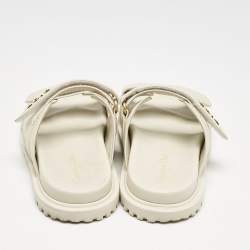 مملوكة مسبقًا Dior Cream Leather DiorAct Flat Sandals Size 38.5