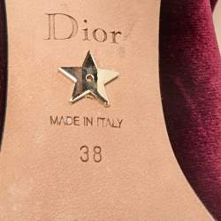 مملوكة مسبقًا Dior Burgundy Velvet Crystals Embellished Pumps Size 38