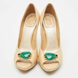 مملوكة مسبقًا حذاء كعب عال ديور جلد كريمي مزين رافيا مقدمة مفتوحة مقاس 40.5