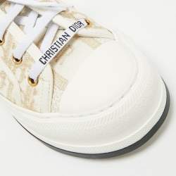 مملوكة مسبقًا Dior Gold/White Oblique Canvas Walk'n'Dior Low Top Sneakers Size 36