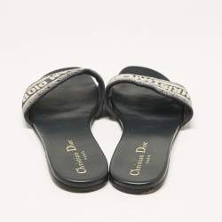 Pre Owned صندل ديور قماش مطرز أزرق كحلي دواي فلات مقاس 39