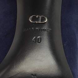 Pre Owned Dior Navy Blue Suede CD Chain Detail Pointed Toe Pumps Size 40