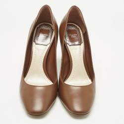 Pre Owned Dior Brown Leather Round Toe Pumps Size 35