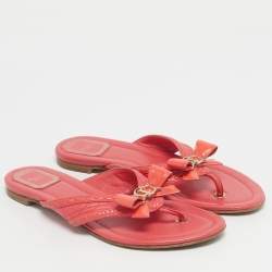 Pre Owned Dior Pink Leather and Patent Leather Bow Thong Flat Slide Size 39