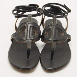 Pre Owned صندل فلات ديور كلوب دي جلد أسود مقاس 38.5