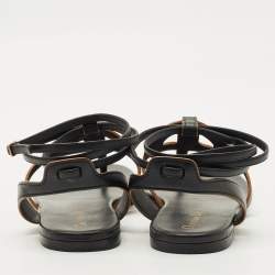 Pre Owned صندل فلات ديور كلوب دي جلد أسود مقاس 38.5