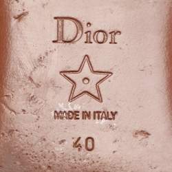Pre Owned Dior Green Leather 30 Montaigne Flat Sandals Size 40