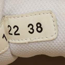 مملوكة مسبقًا حذاء رياضي ديور قماش جلود أبيض/بيج مخروق من الجلد نمط أوبليك مقاس 38