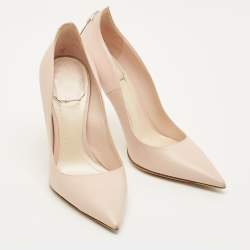 Pre Owned حذاء كعب عالي ديور نوفا جلد كريم�ي مقدمة مدببة مقاس 36