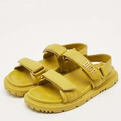 مملوكة مسبقًا صندل ديور أكت جلد بني مسطح مقاس 40