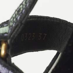 مملوكة مسبقًا صندل ديور أكت جلد بني مسطح مقاس 40