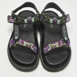 مملوكة مسبقًا صندل ديور أكت جلد بني مسطح مقاس 40