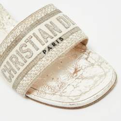 مملوكة مسبقًا صندل ديور منزلق قماش رمادي/كريمي مقاس 40.5