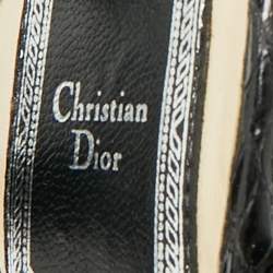 مملوكة مسبقًا صندل ديور سير حول الكاحل بتفاصيل سلسلة جلد بايثون مقاس 37