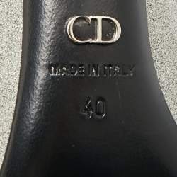 مملوكة مسبقًا Dior Size 40 Metallic Patent Leather Pointed Toe Pumps