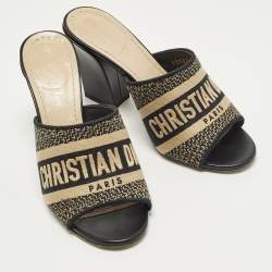 مملوكة مسبقًا Dior Dway Size 36 Black/Beige Embroidered Canvas Slide Sandals