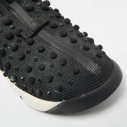 مملوكة مسبقًا حذاء رياضي ديور فيوجن شبك مزخرف بالكريستال الأسود مقاس 39.5