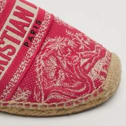 مملوكة مسبقًا Dior  Size 37.5 Red/Off White Embroidered Canvas Granville Espadrille Flats