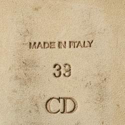 Pre Owned حذاء باليه فلات ديور جلد أزرق لامع مقاس 38