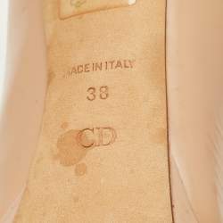 مملوكة مسبقًا حذاء كعب عالي ديور جلد بيج بشعار الماركة بفيونكة مقدمة مفتوحة مقاس 40