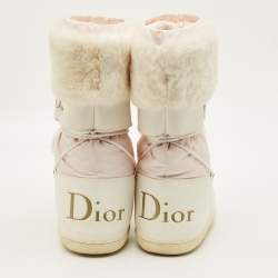 مملوكة مسبقًا بوت ديور فرو وردي/أبيض وجلد للثلج مقاس 38-40