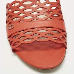 Pre Owned صندل سلايد ديور جلد قصات ليزر أسود مقدمة مفتوحة مقاس 38