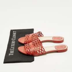 Pre Owned صندل سلايد ديور جلد قصات ليزر أسود مقدمة مفتوحة مقاس 38