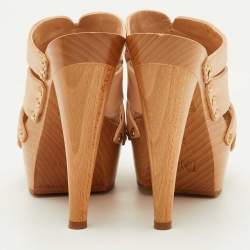 مملوكة مسبقًا Dior Size 37 Beige Leather Wooden Platform Clogs