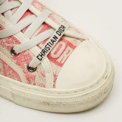 Pre Owned حذاء رياضي ديور قماش مطرز أزرق بحري/أبيض مشي ديور منخفض من الأمام مقاس 37.5