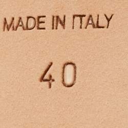 مملوكة مسبقًا صندل سلايد ديور جلد ذهبي معدني مفتوح من الأمام مقاس 40