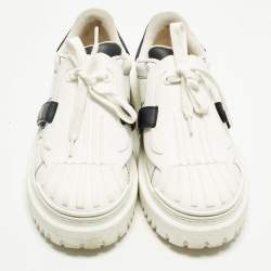 مملوكة مسبقًا حذاء رياضي ديور أيدي جلد أبيض عنق منخفض مقاس 38.5
