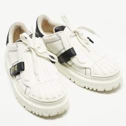 مملوكة مسبقًا حذاء رياضي ديور أيدي جلد أبيض عنق منخفض مقاس 38.5
