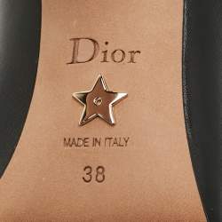 Pre Owned حذاء بوت الكاحل ديور جلد أسود مقاس 37.5