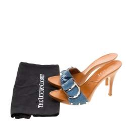 Pre Owned حذاء سلايدز ديور مقدمة مفتوحة مطرز فراشة دنيم مغسول فاتح مقاس 38.5