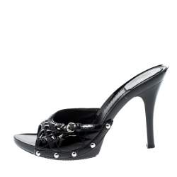 مملوكة مسبقًا صندل ديور سلايد مقدمة مفتوحة تفاصيل إبزيم جلد لامع مبطن أسود مقاس 37.5