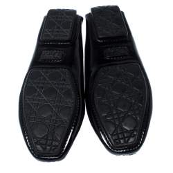 Pre Owned Dior Black Patent Leather Metal Twist Moccasins Size 37