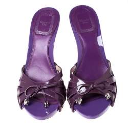 مملوكة مسبقًا Dior Purple Patent Leather Bow Open Toe Sandals Size 36