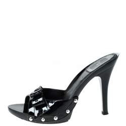 مملوكة مسبقًا Dior Black Patent Leather City Clog Sandals Size 35.5