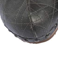 مملوكة مسبقًا Dior Grey Metallic Cannage Stitched Leather Platform Clogs Size 38