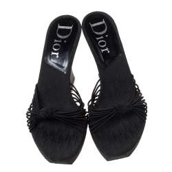 Pre Owned صندل ديور نعل سميك سيور معقودة كانفاس أسود مقاس 38.5