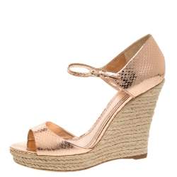 مملوكة مسبقًا Dior Metallic Bronze Python Embossed Leather Wedge Espadrille Ankle Strap Sandals Size 39