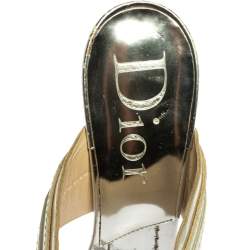 مملوكة مسبقًا Dior Metallic Silver Leather T Strap Slide Sandals Size 39