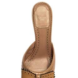 Pre Owned صندل سلايد ديور مقدمة مفتوحة فيونكة جلد لامع بيج مقاس 35.5