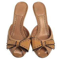 Pre Owned صندل سلايد ديور مقدمة مفتوحة فيونكة جلد لامع بيج مقاس 35.5