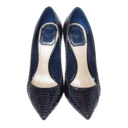 Pre Owned حذاء كعب عالي ديور مقدمة مدببة جلد ثعبان أزرق مقاس 35.5