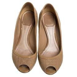 Pre Owned Dior Beige Quilted Cannage Leather And Patent Trim Peep Toe Pumps Size 37