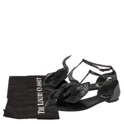 Pre Owned صندل ديور فلات بإصبع سيور حرف تى ساتان أسود مقاس 39.5