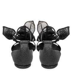 Pre Owned صندل ديور فلات بإصبع سيور حرف تى ساتان أسود مقاس 39.5