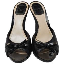 مملوكة مسبقًا Dior Black Cannage Leather Bow Open Toe Slide Sandals Size 40