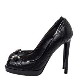 Pre Owned حذاء كعب عالي ديور جلد أسود لامع وجلد بفيونكة مقدمة مفتوحة نعل سميك مقاس 38